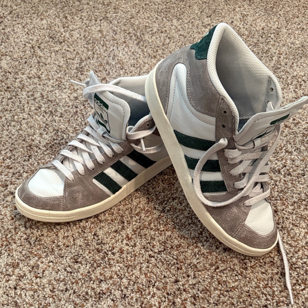 Adidas High-Top Suede & Leather Sneakers in Gray and Green Sz 7